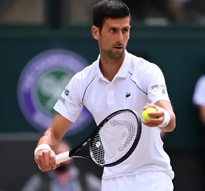 更是对偶像 更是对偶像